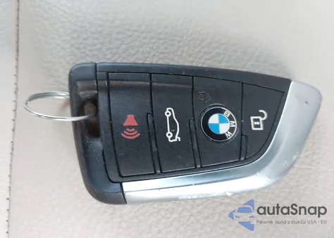 2019 BMW X1 xDrive28I из США, поврежденный, VIN WBXHT3C50K5L36565